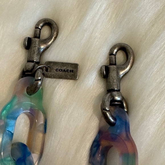 Coach Short Chain Strap - Picture 4 of 7